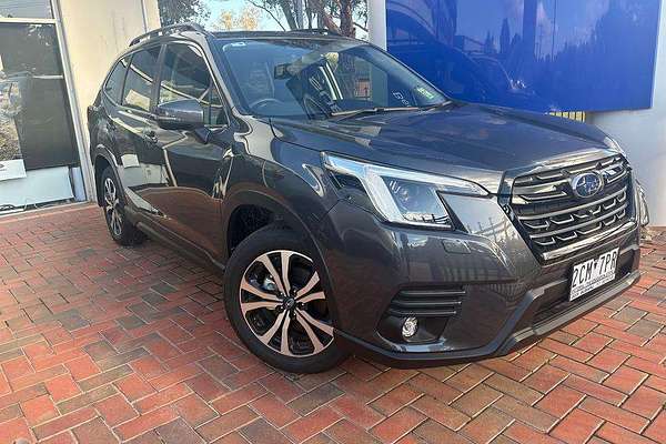 2024 Subaru Forester 2.5i Premium S5