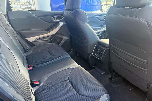 2024 Subaru Forester 2.5i Premium S5