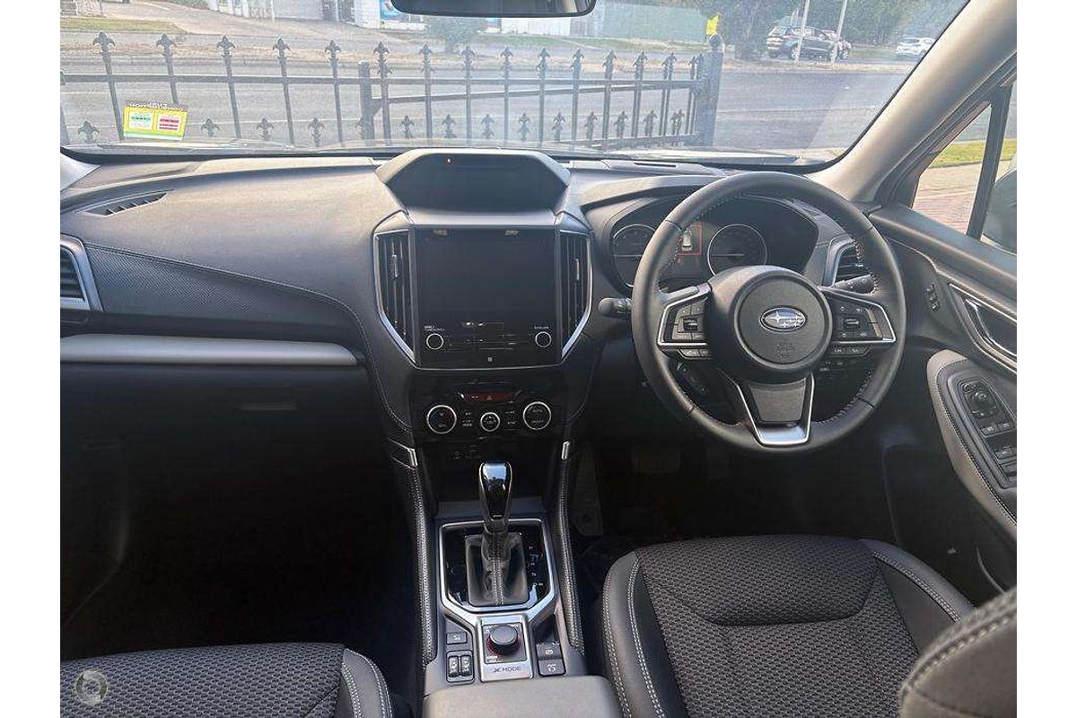 2024 Subaru Forester 2.5i Premium S5