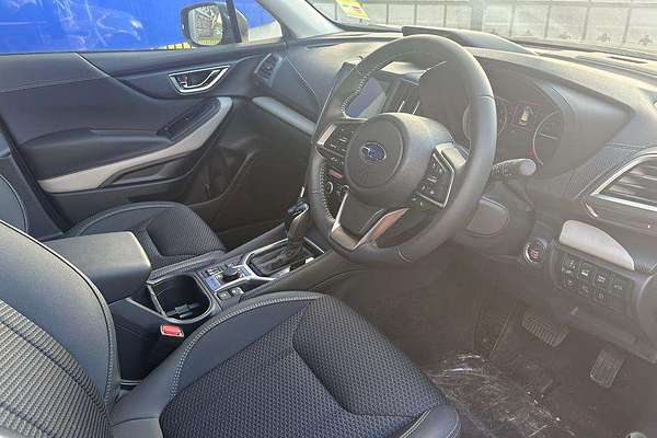 2024 Subaru Forester 2.5i Premium S5