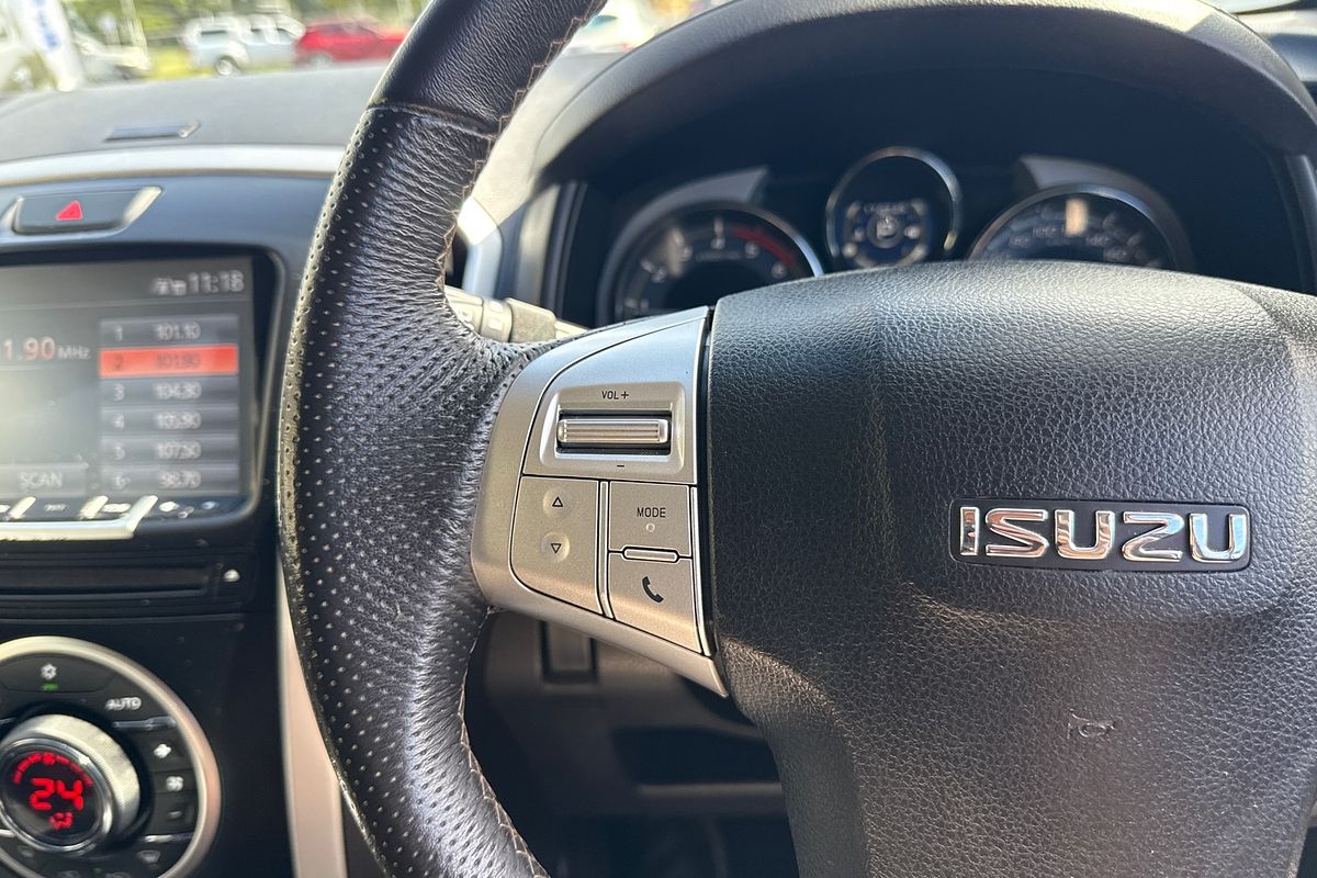2020 Isuzu MU-X LS-U