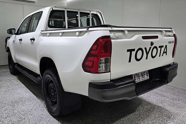 2021 Toyota Hilux Hilux 4x4 SR 2.8L T Diesel Automatic Double Cab GUN126R 4X4