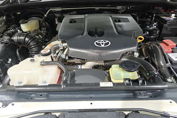 2021 Toyota Hilux Hilux 4x4 SR 2.8L T Diesel Automatic Double Cab GUN126R 4X4