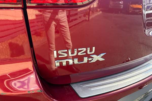 2020 Isuzu MU-X LS-U