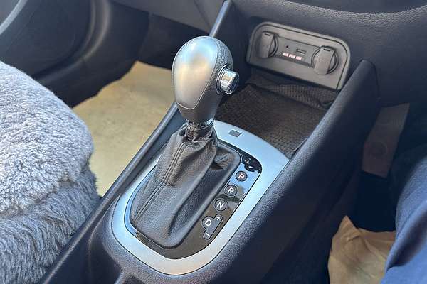 2014 Kia Rio S UB