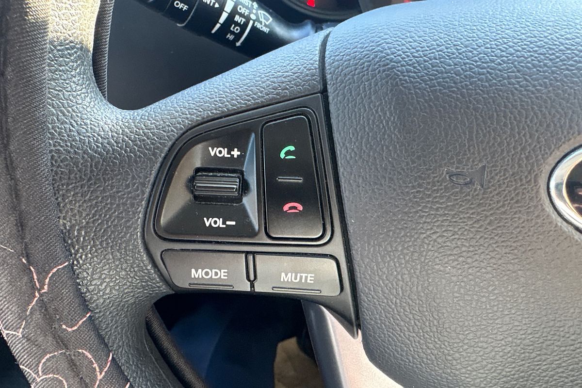 2014 Kia Rio S UB