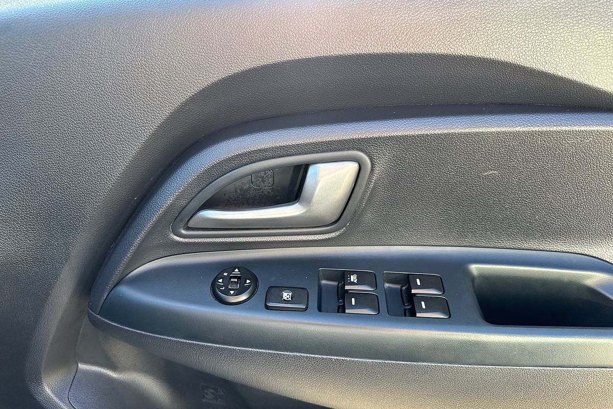 2014 Kia Rio S UB