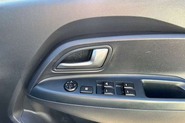 2014 Kia Rio S UB