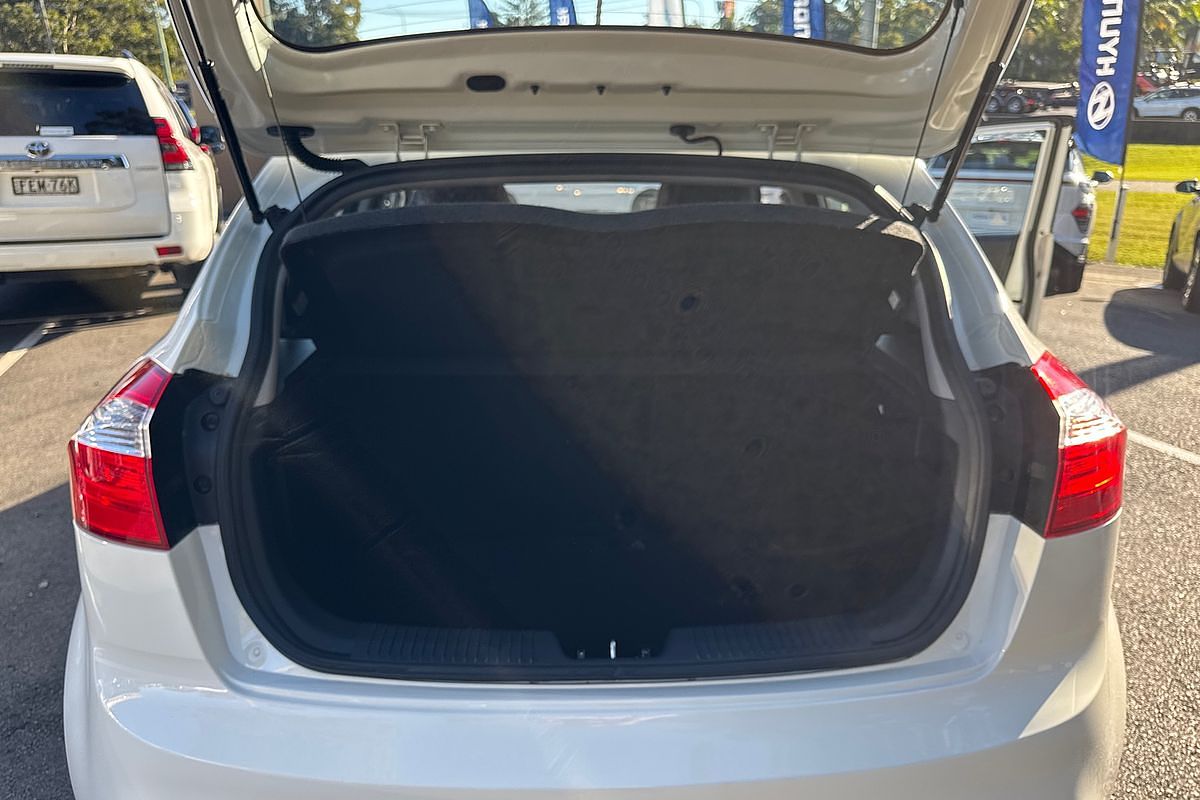 2014 Kia Rio S UB