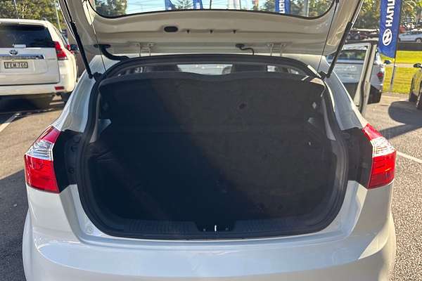 2014 Kia Rio S UB