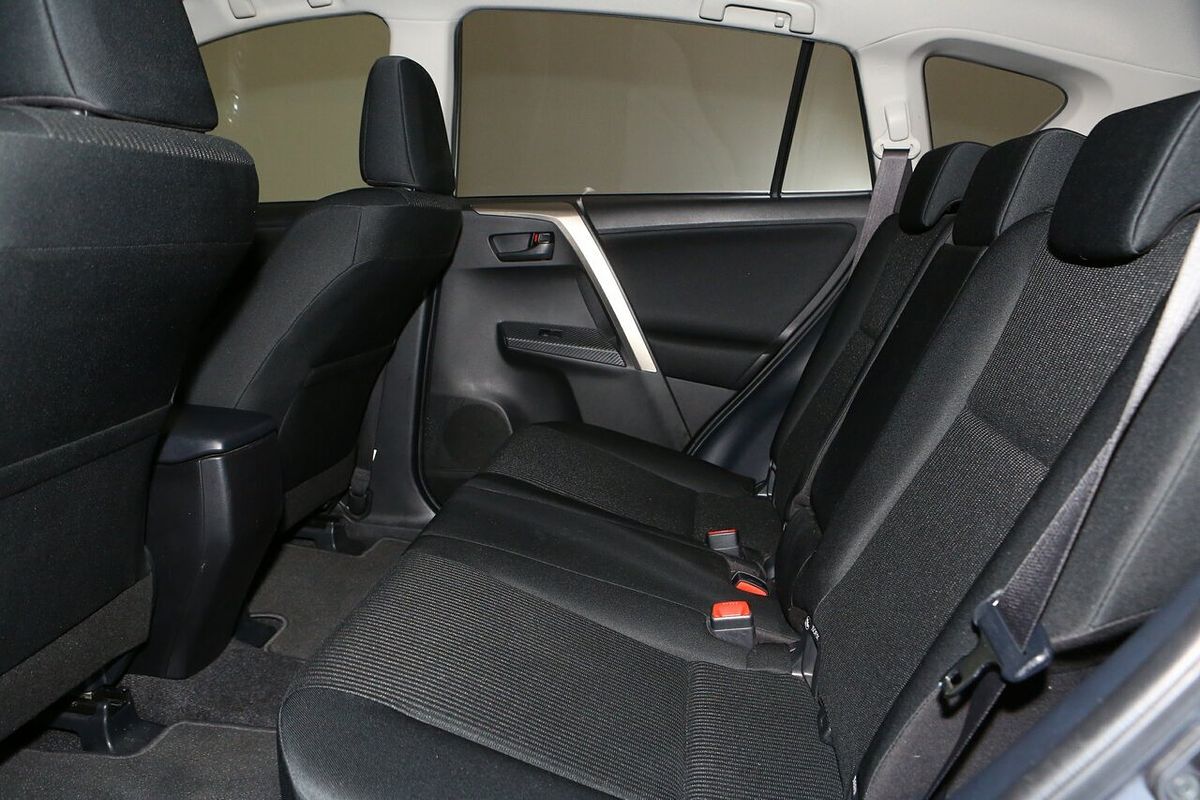 2015 Toyota RAV4 GX ZSA42R