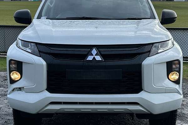 2022 Mitsubishi Triton GLX+ MR 4X4