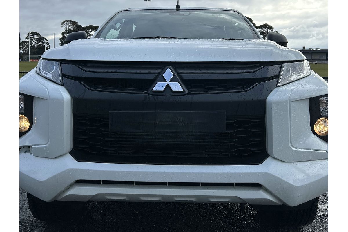 2022 Mitsubishi Triton GLX+ MR 4X4