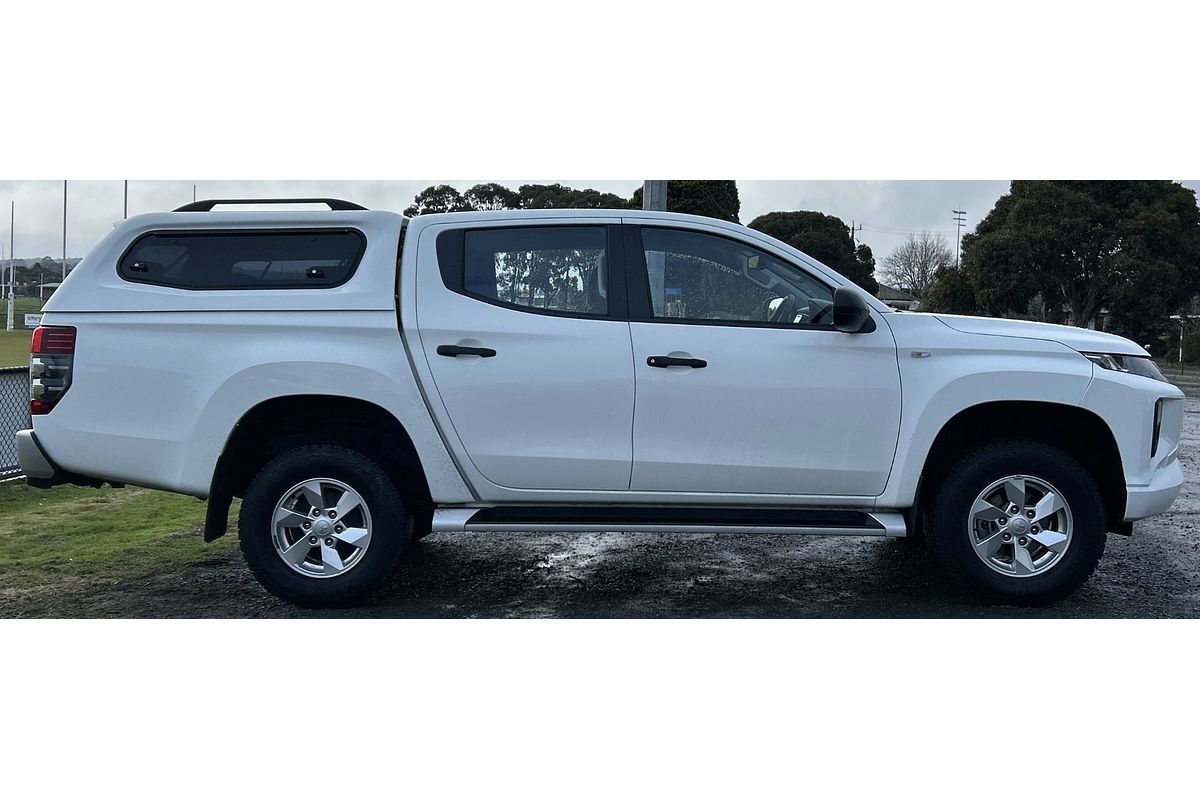 2022 Mitsubishi Triton GLX+ MR 4X4