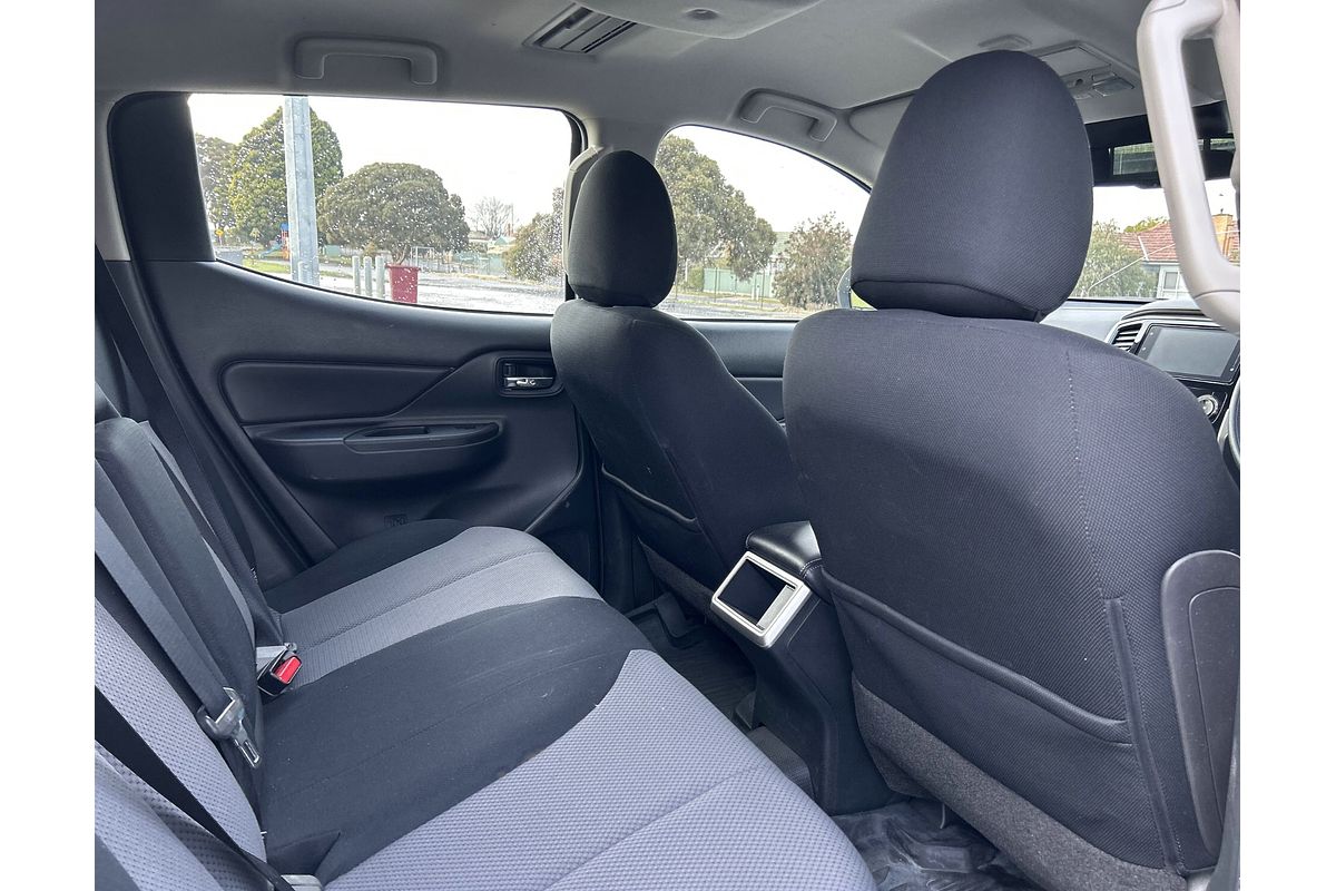 2022 Mitsubishi Triton GLX+ MR 4X4