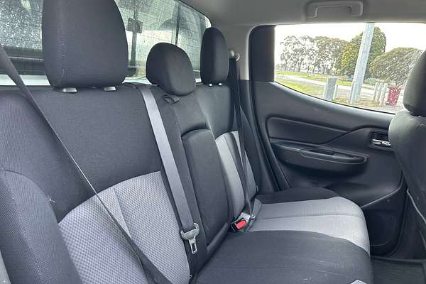 2022 Mitsubishi Triton GLX+ MR 4X4
