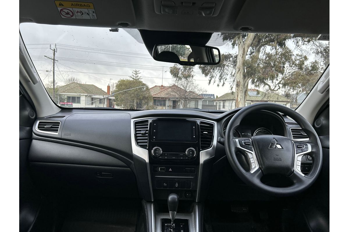 2022 Mitsubishi Triton GLX+ MR 4X4