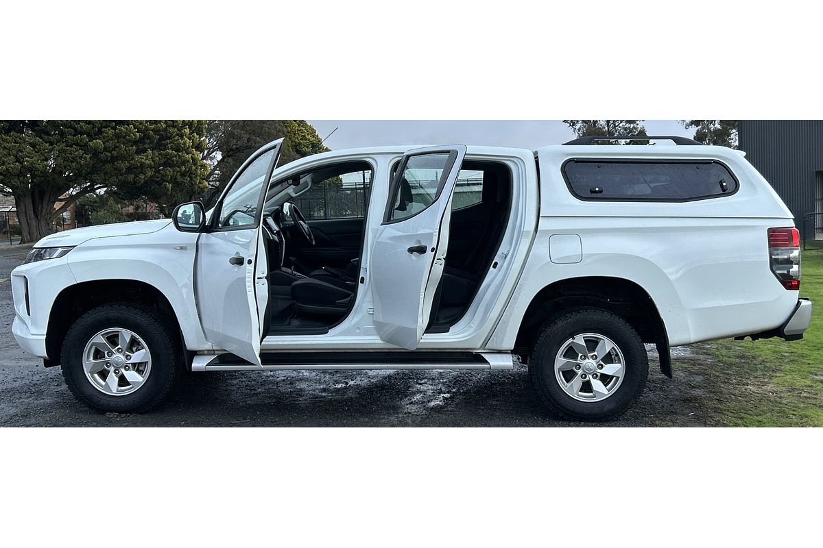 2022 Mitsubishi Triton GLX+ MR 4X4