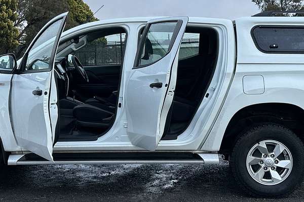 2022 Mitsubishi Triton GLX+ MR 4X4
