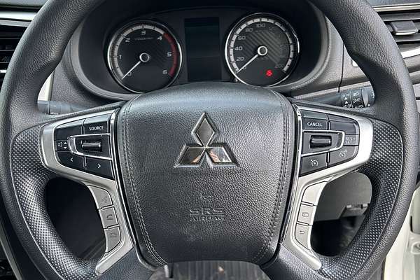 2022 Mitsubishi Triton GLX+ MR 4X4