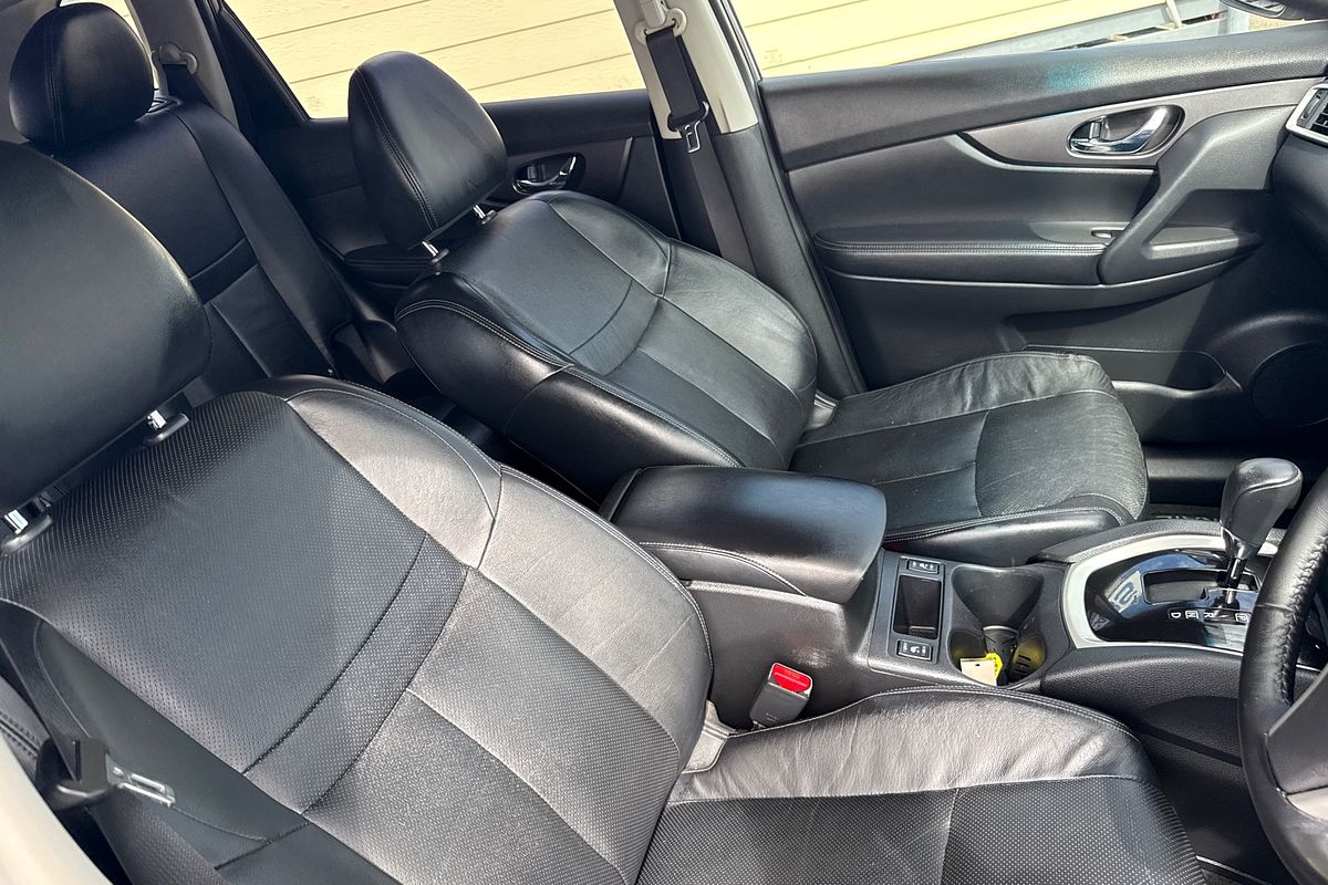 2015 Nissan X-TRAIL ST-L T32