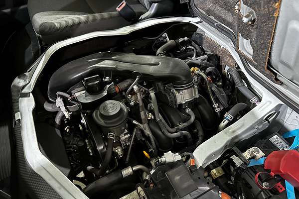 2019 Toyota Hiace TRH200V