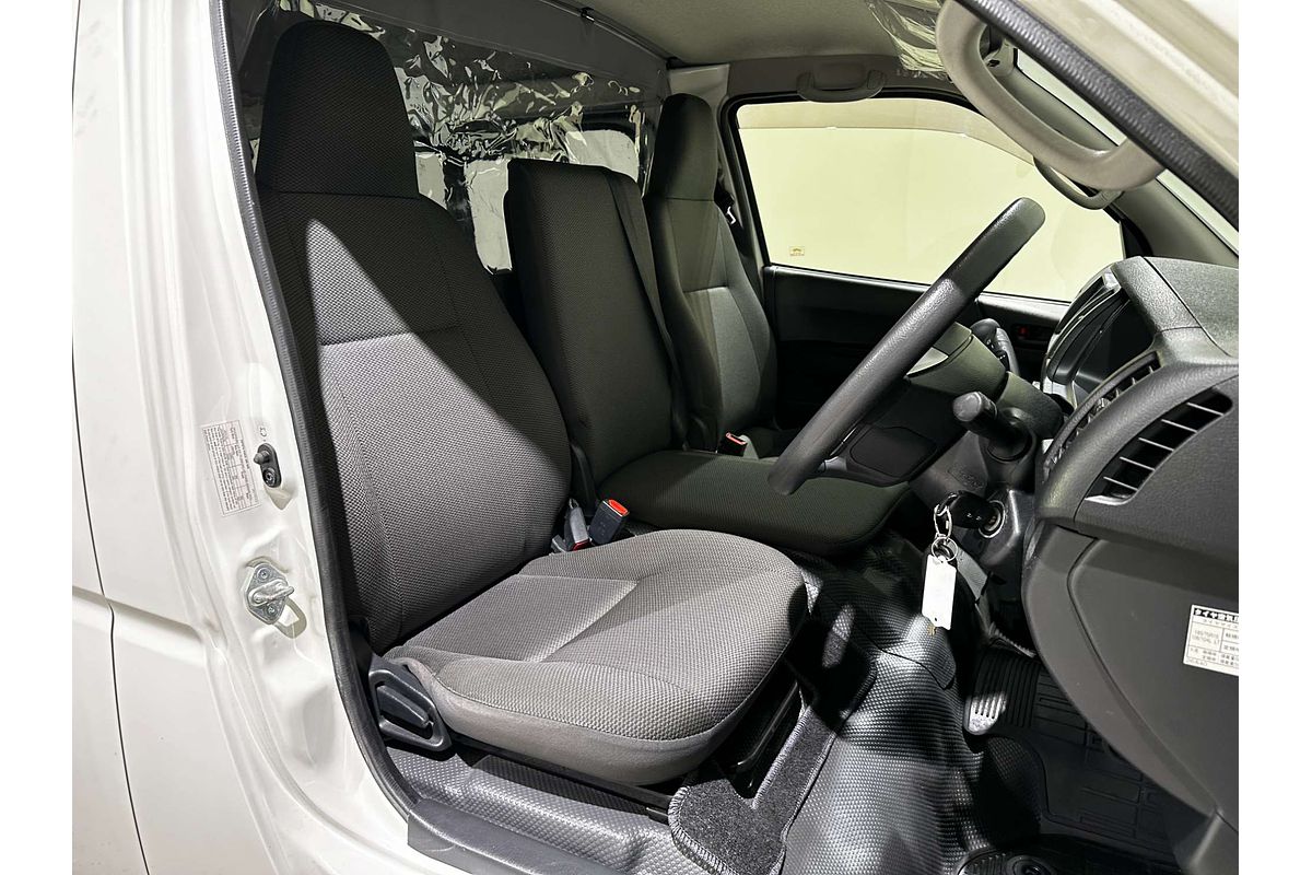 2019 Toyota Hiace TRH200V