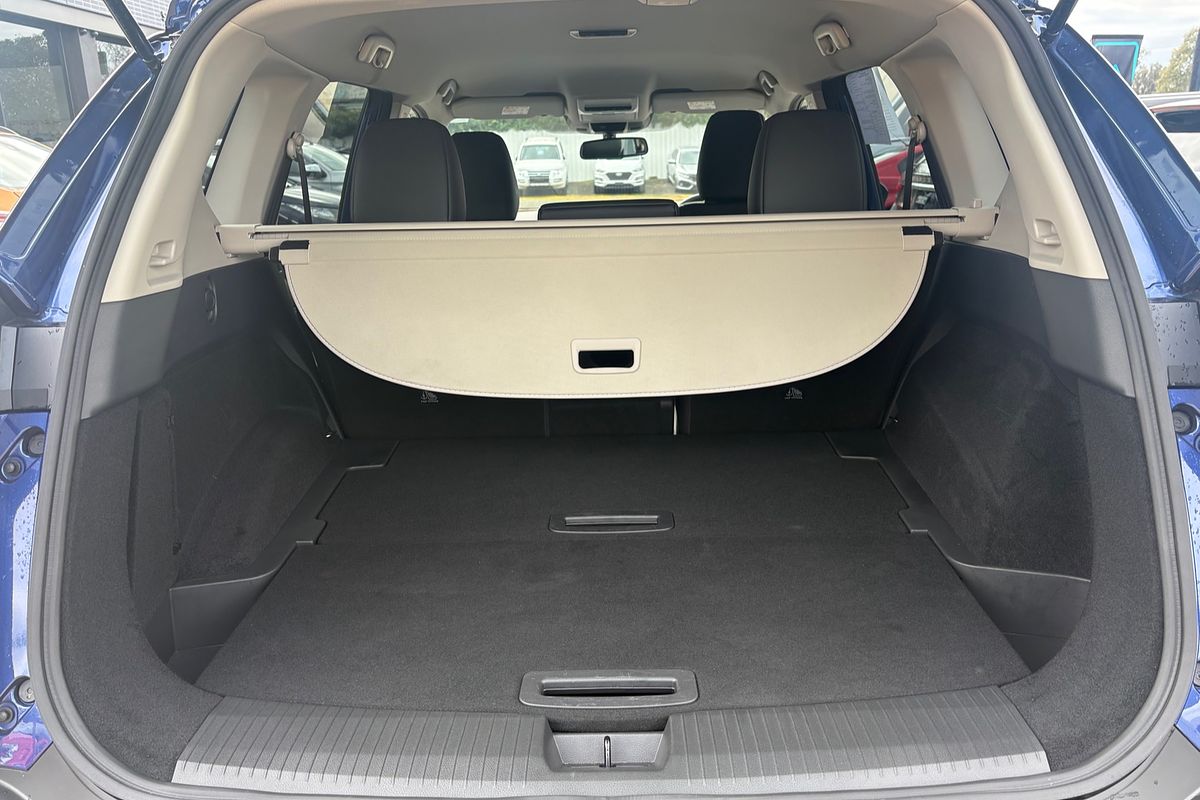 2024 Nissan X-TRAIL ST-L T33