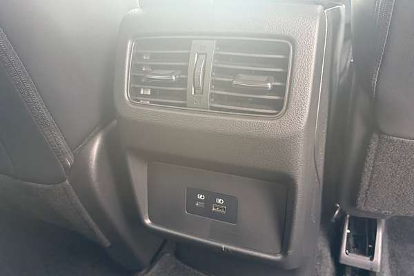 2024 Nissan X-TRAIL ST-L T33