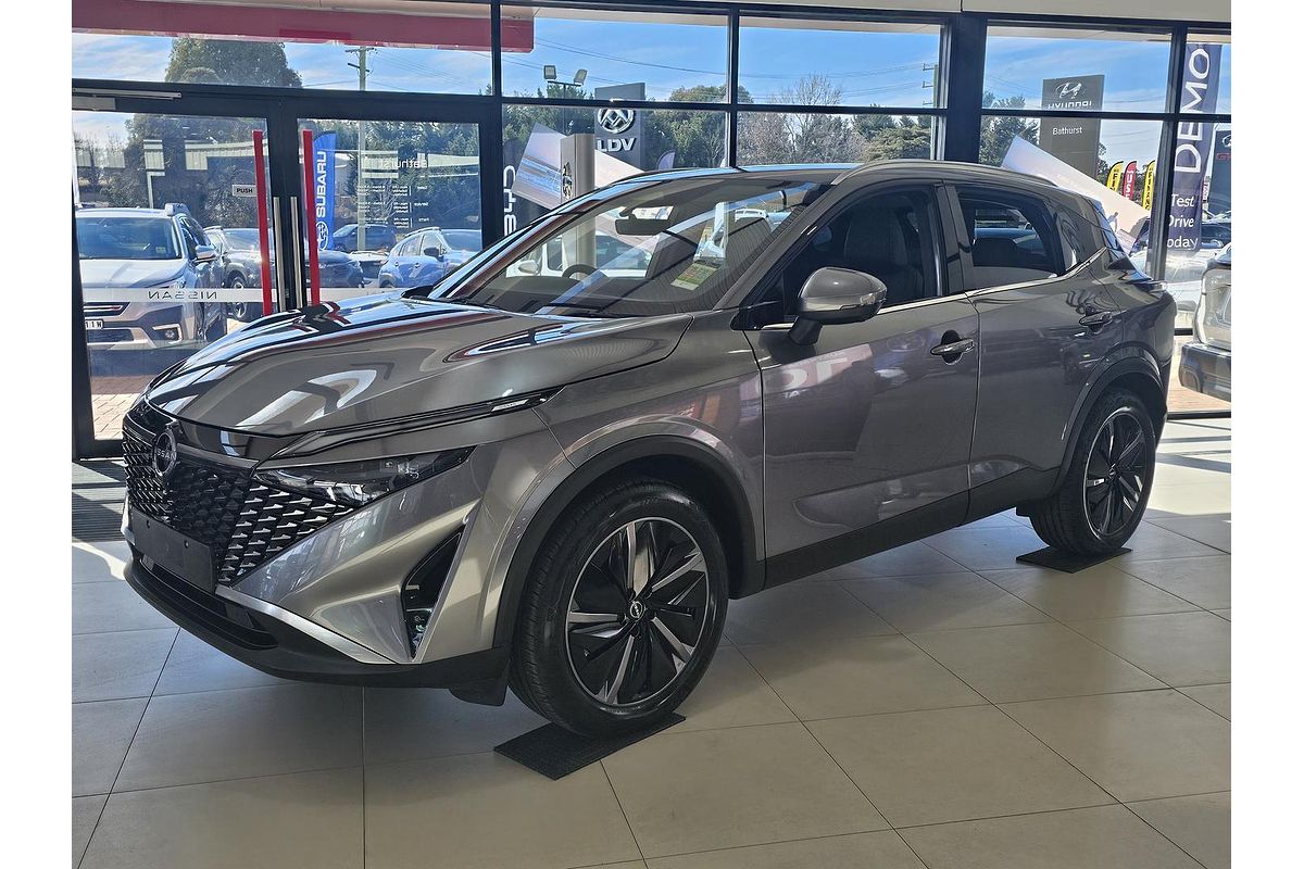 2025 Nissan QASHQAI Ti J12