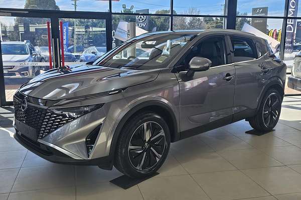 2025 Nissan QASHQAI Ti J12