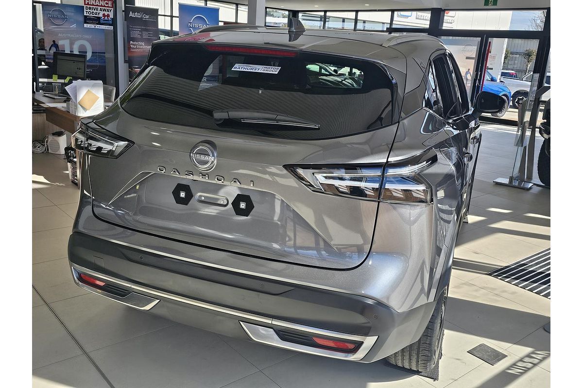 2025 Nissan QASHQAI Ti J12
