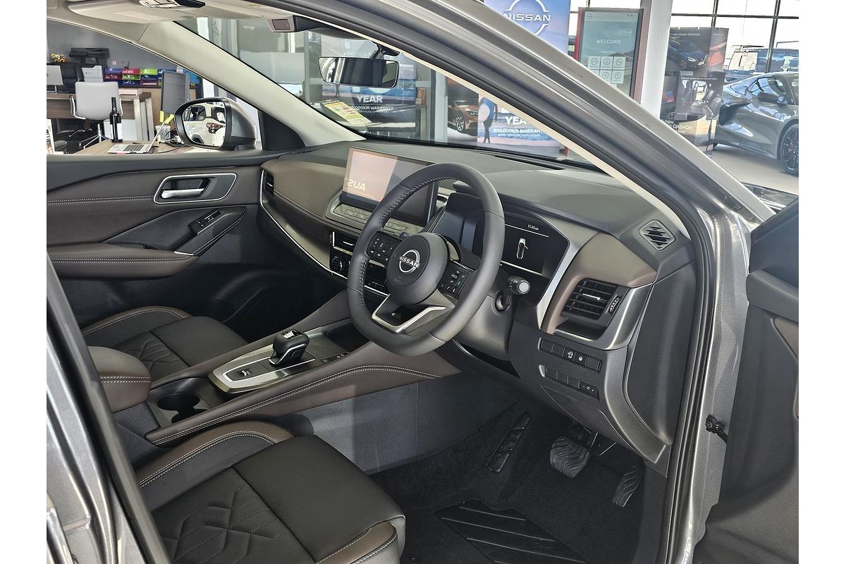 2025 Nissan QASHQAI Ti J12