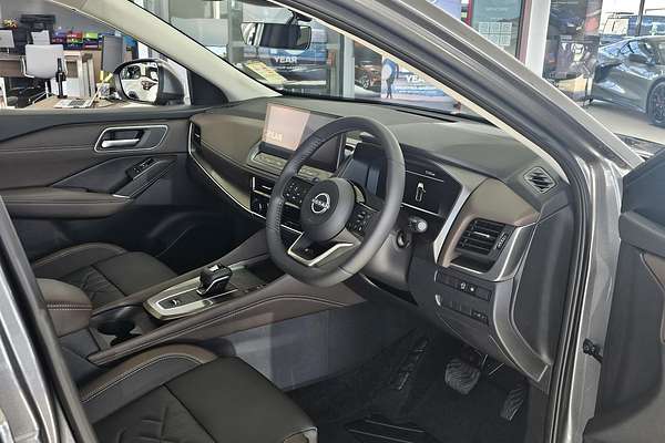 2025 Nissan QASHQAI Ti J12