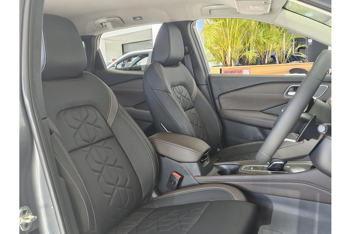 2025 Nissan QASHQAI Ti J12