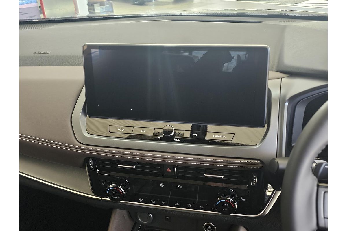 2025 Nissan QASHQAI Ti J12