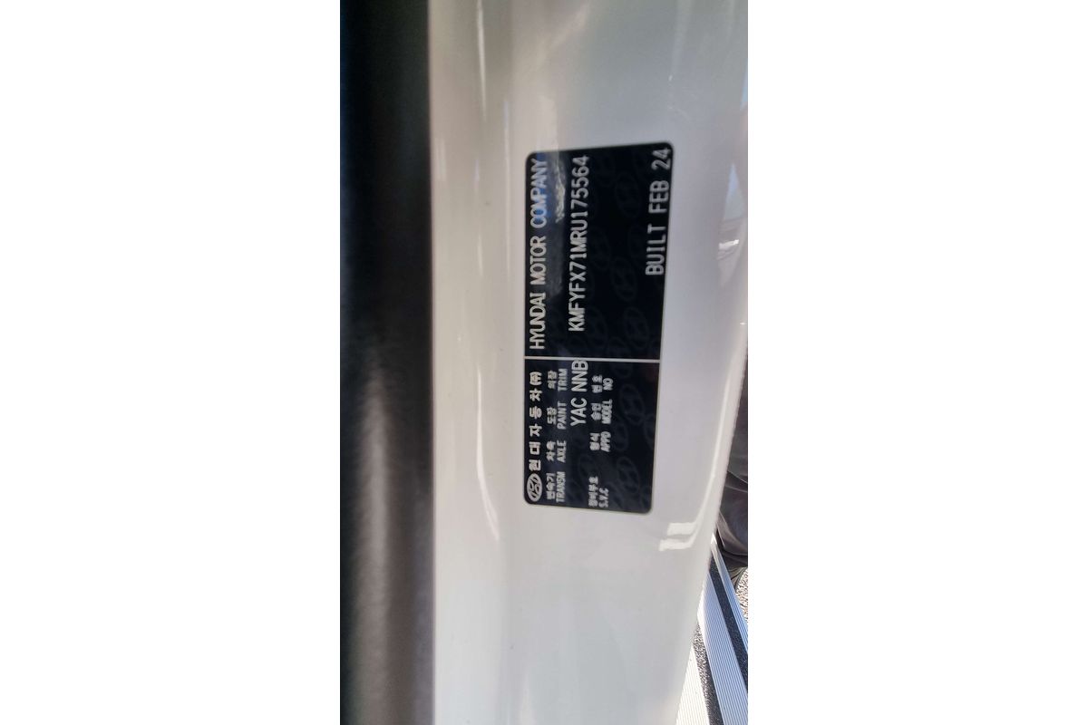 2024 Hyundai STARIA LOAD US4.V2