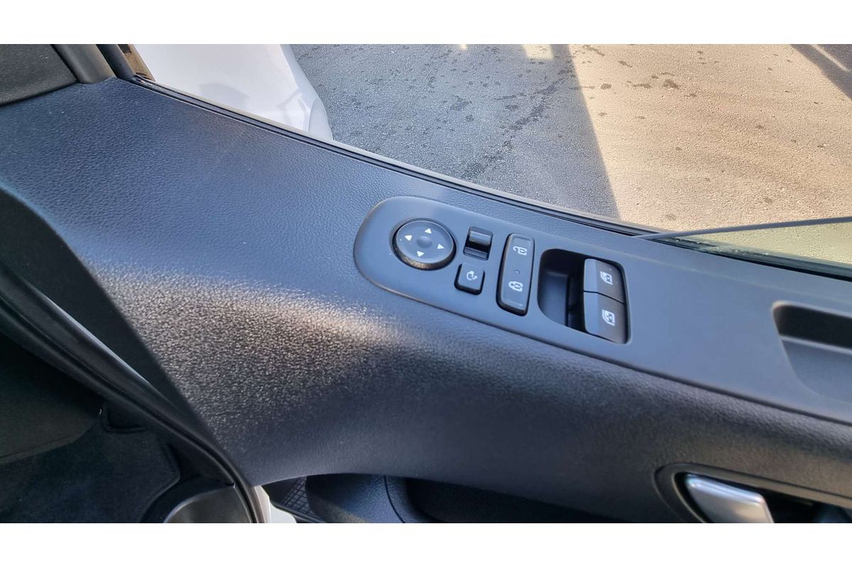 2024 Hyundai STARIA LOAD US4.V2