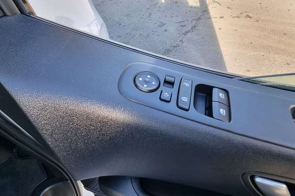 2024 Hyundai STARIA LOAD US4.V2