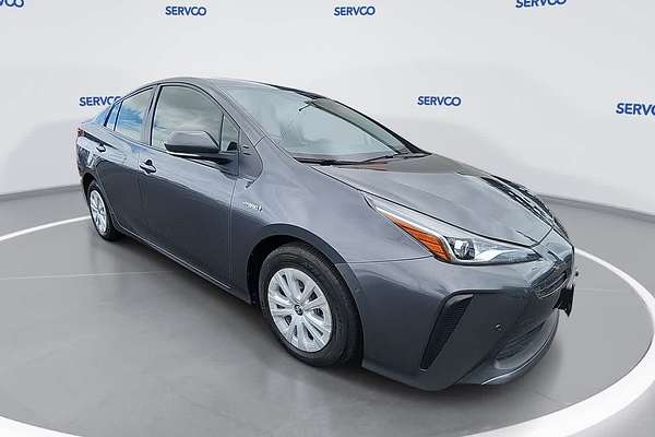 2022 Toyota Prius LE