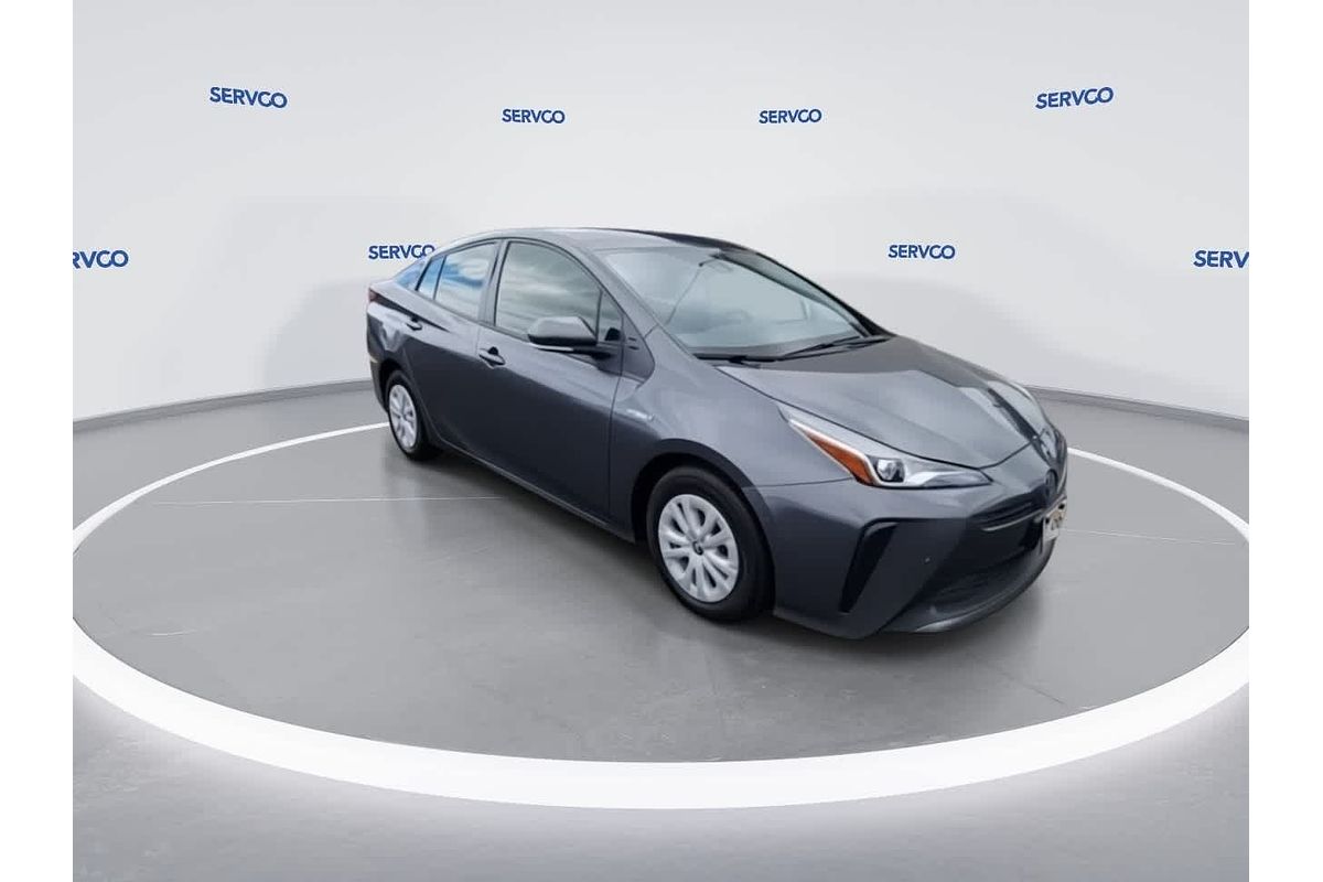 2022 Toyota Prius LE