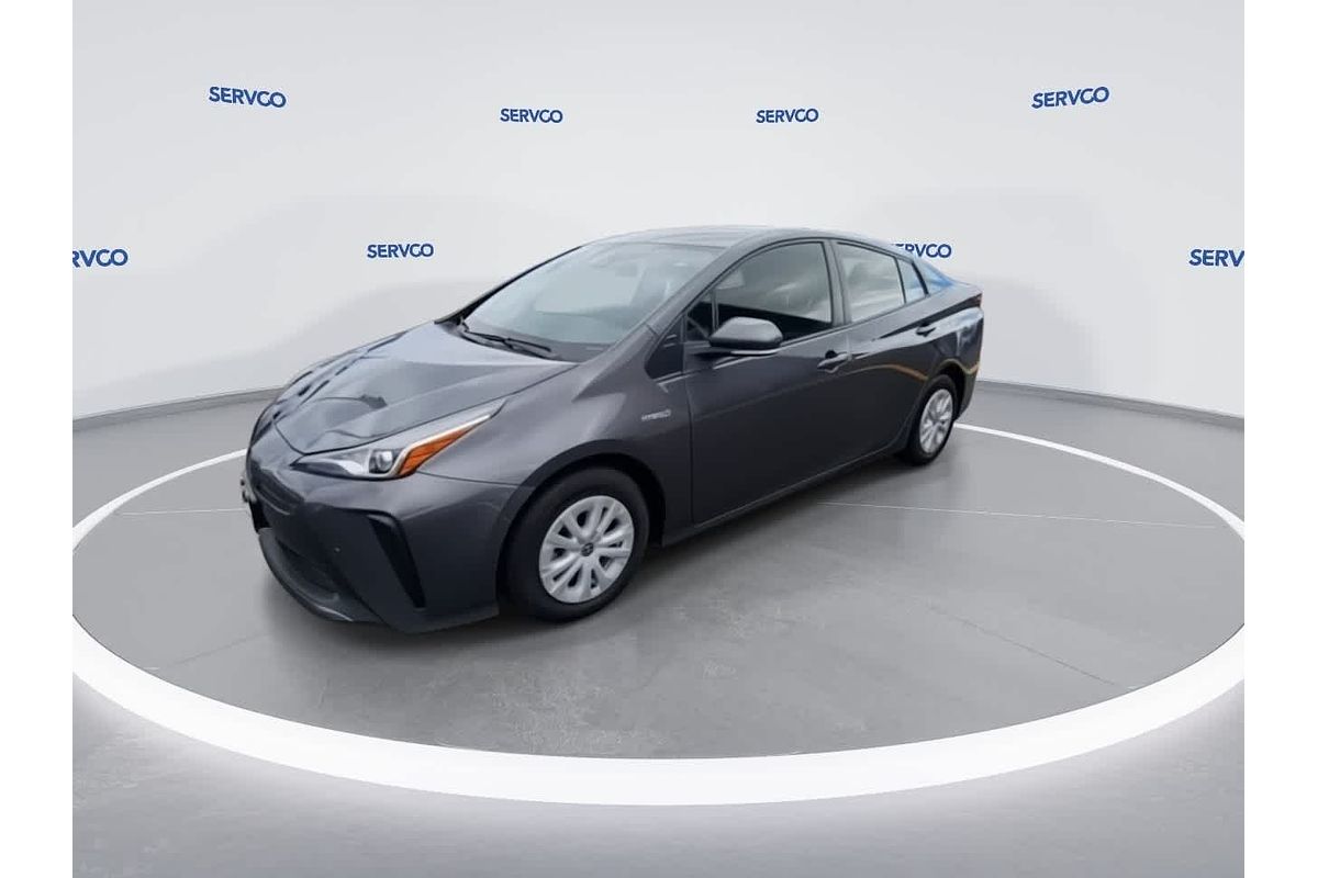 2022 Toyota Prius LE