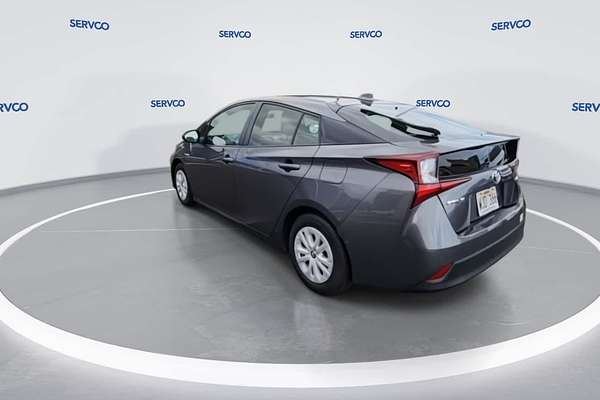 2022 Toyota Prius LE