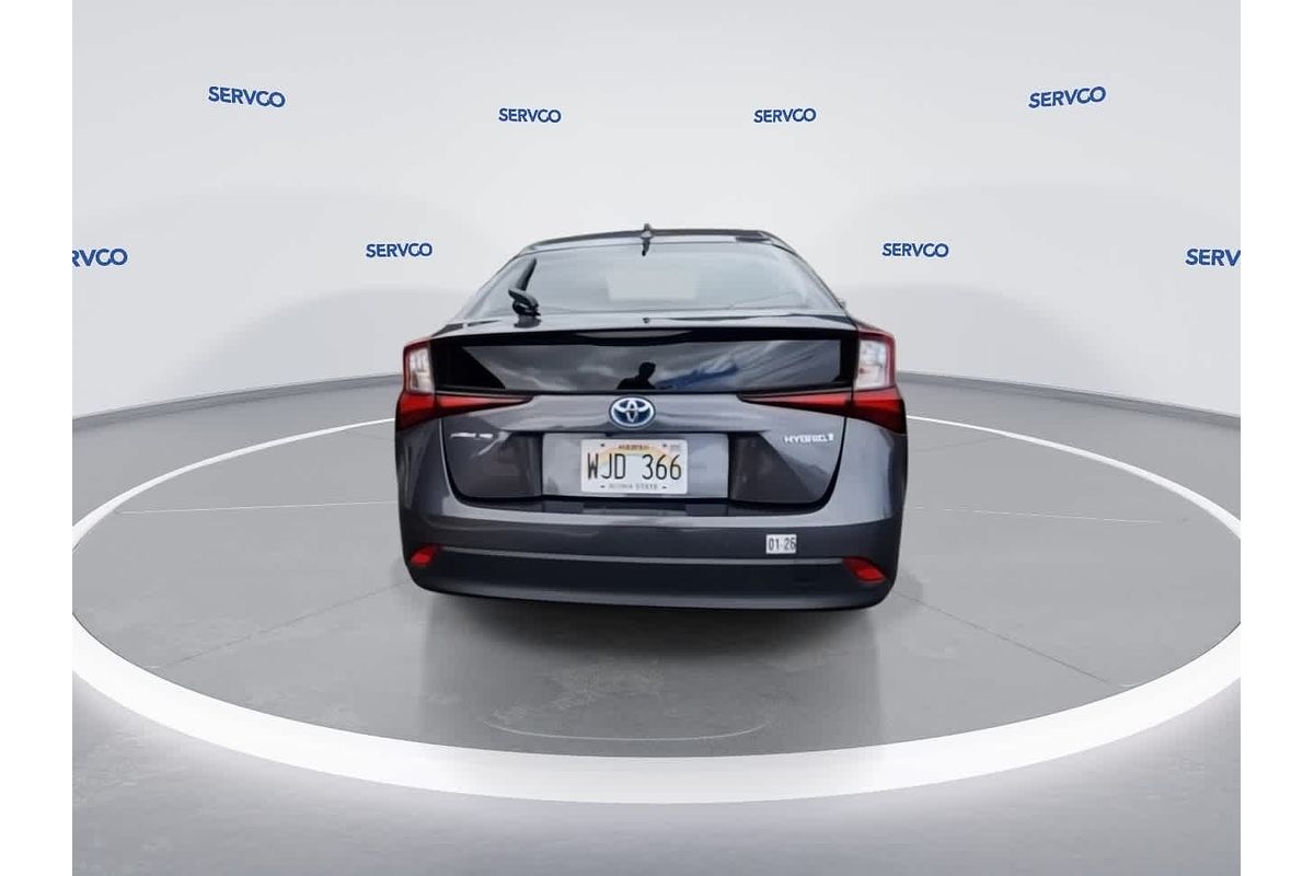 2022 Toyota Prius LE