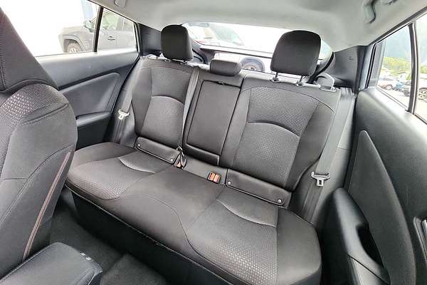 2022 Toyota Prius LE