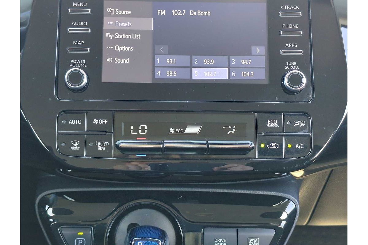2021 Toyota Prius L Eco