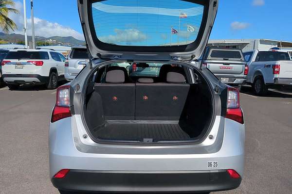 2021 Toyota Prius L Eco