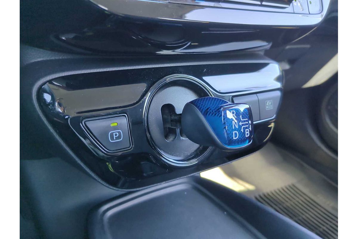 2021 Toyota Prius L Eco