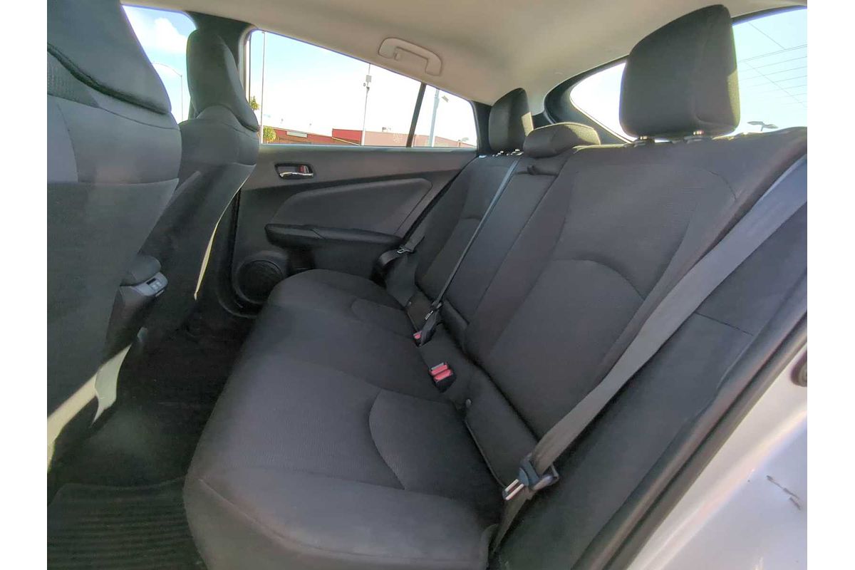 2021 Toyota Prius L Eco