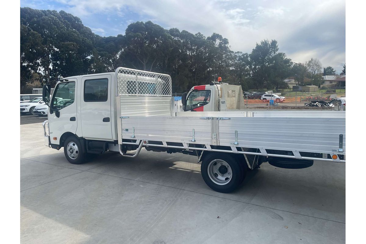 2025 Hino 300 Series 617 4x2